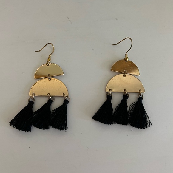 Black tassel and gold half moon earrings - Picture 2 of 2